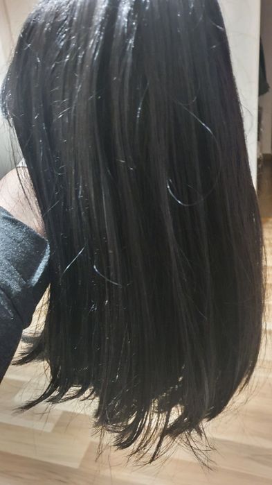 Vand peruca cu breton