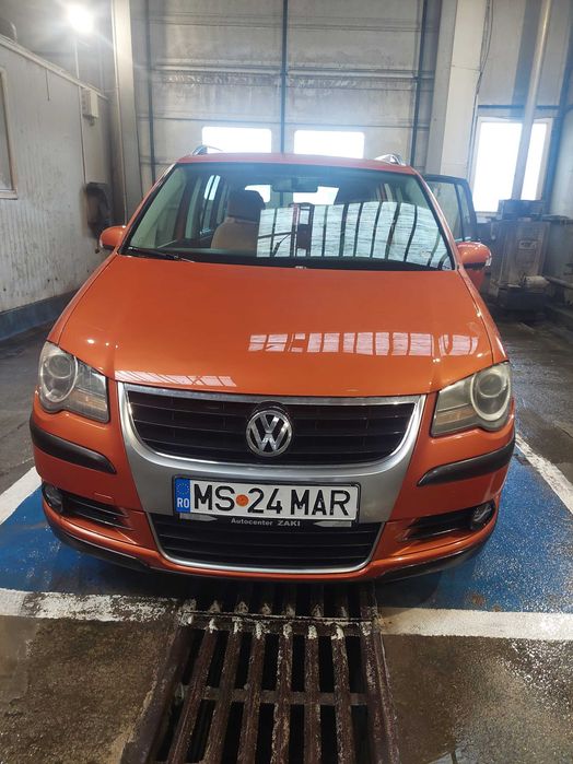 Vând VW Cross Touran 2008 – 1.9 TDI