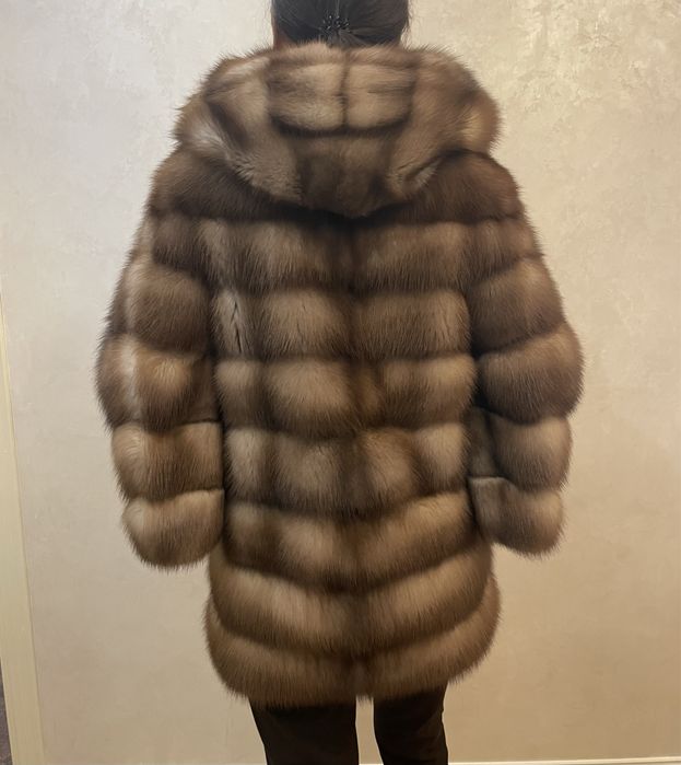 Шуба из меха куницы