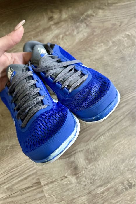 Маратонки Nike 38