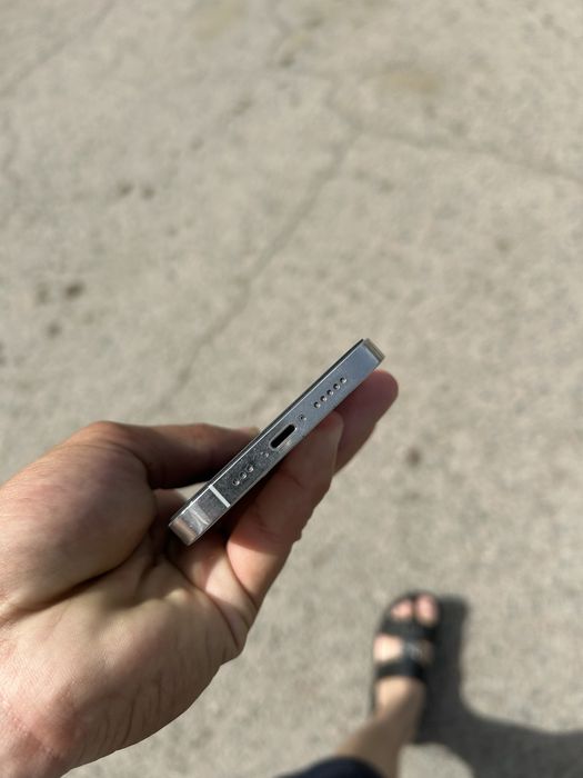 Iphone 12pro 256gb акб 76%