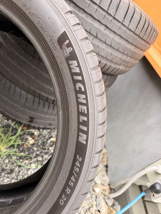 Cauciucuri Michelin 245/45/20  vara, ca noi