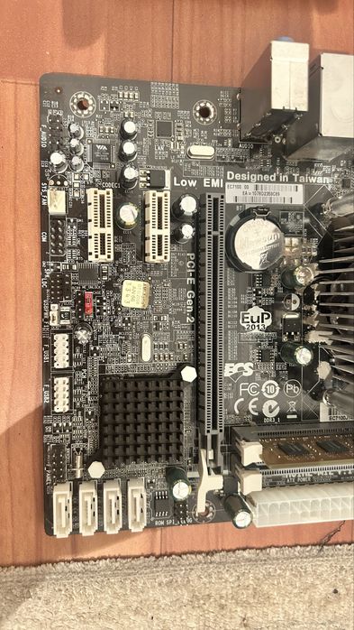 Материнская плата H81