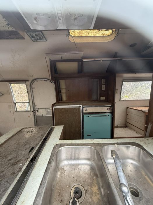 КАРАВАНИ airstream