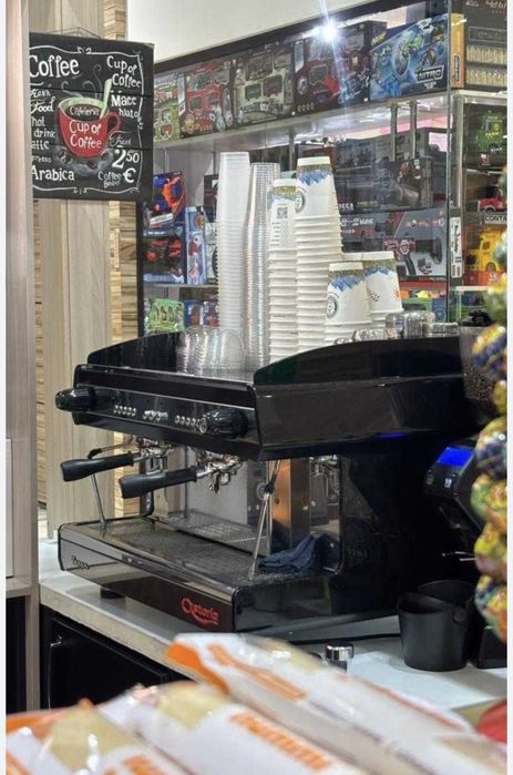 Продам срочно кофейню