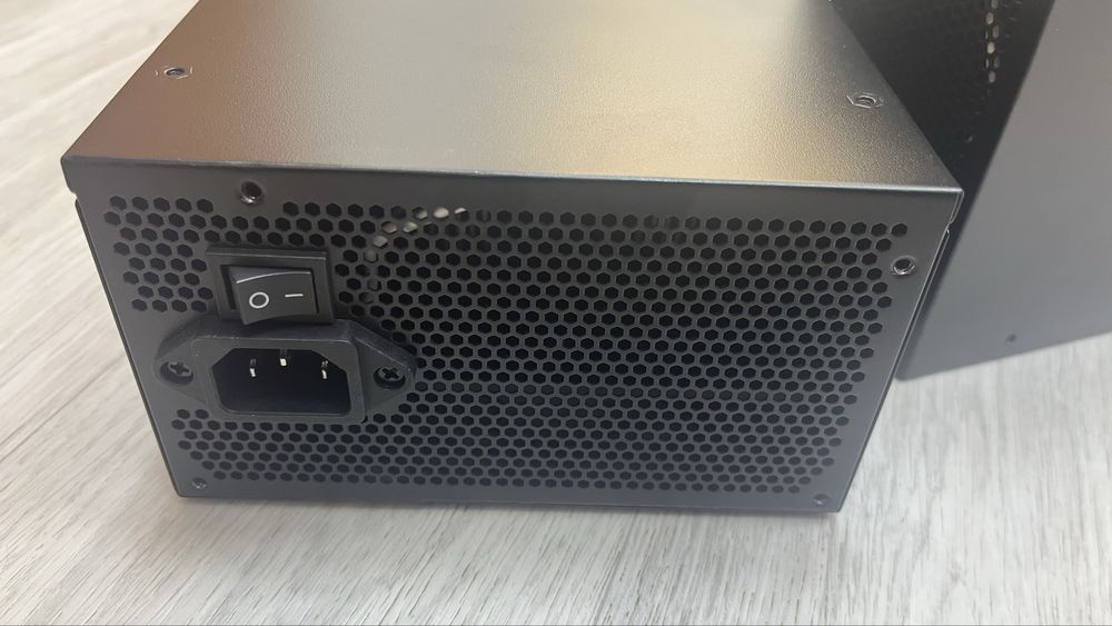 Блок питания 650 Watt