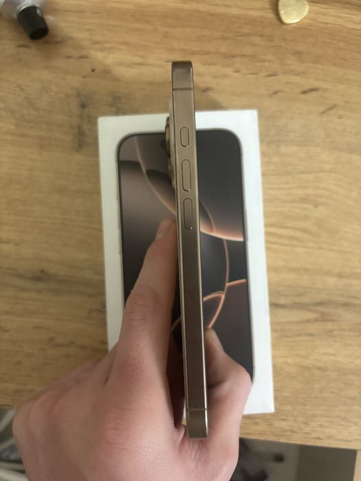 Айфон 16 про есим