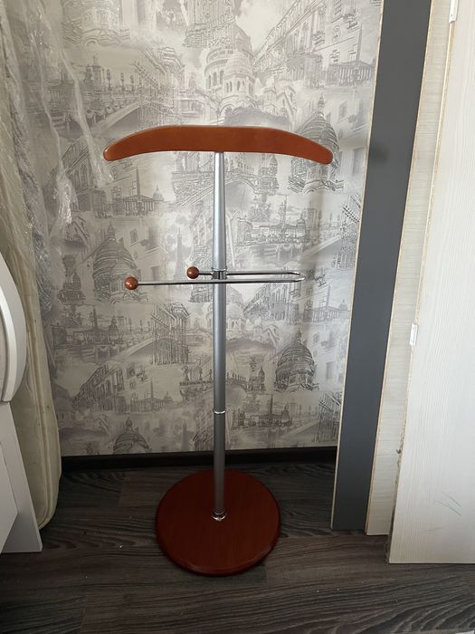 Продам напольную вешалку