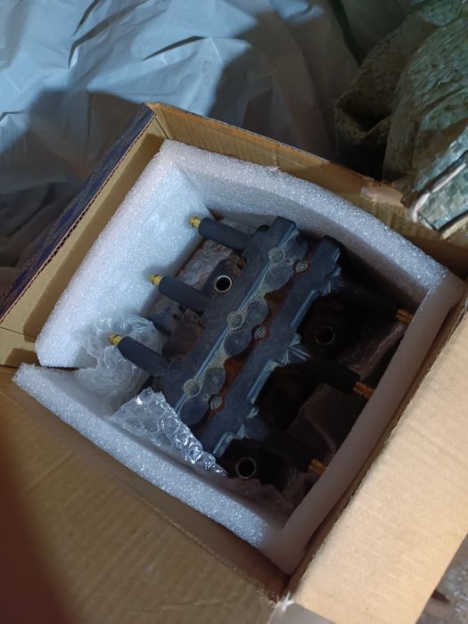 Запчасти на dodge caravan 2006 3,3