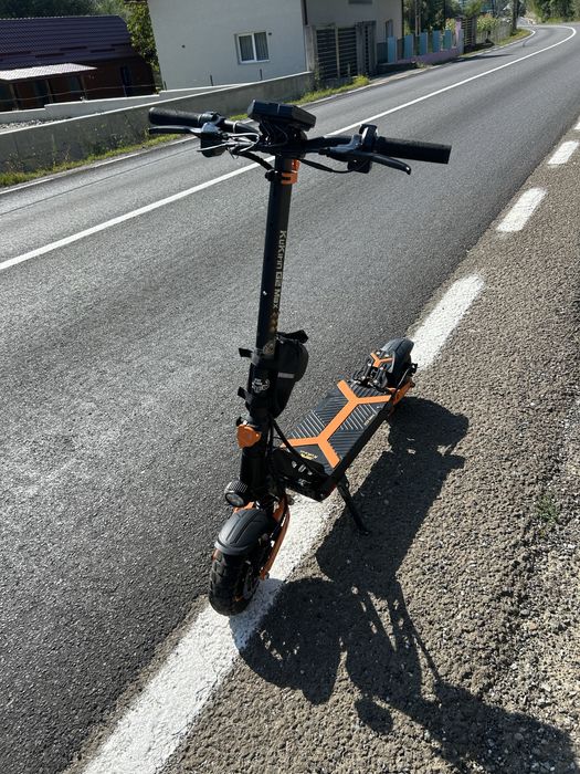 Trotineta electrica Kukirn G2 MAX
