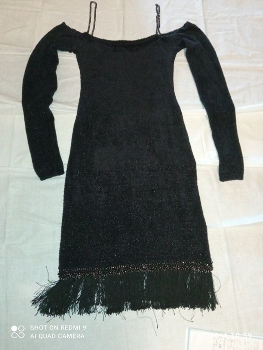 Женская одежда платья