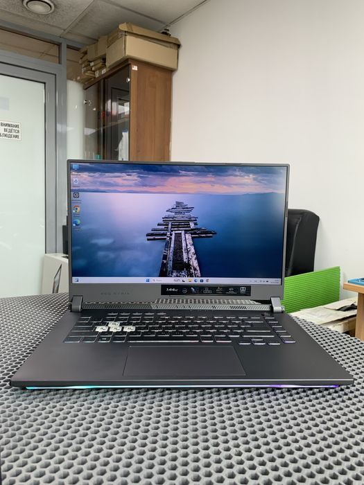 Игровой Asus ROG Strix G513. Ryzen 7.