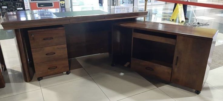 Комплект офисной мебели