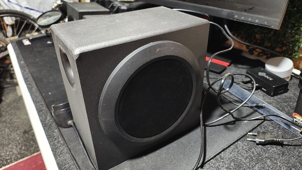 Sistem audio Logitech  z337  perfect functional