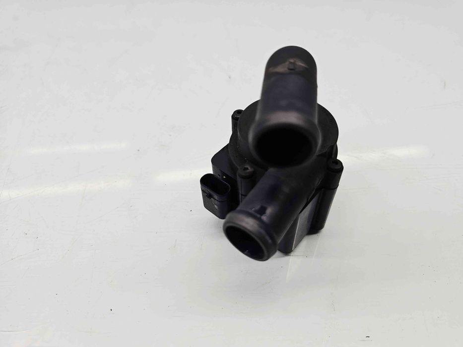 Pompa recirculare apa  Volkswagen Golf 6 (5K1) [Fabr 2009-2013] 5N0965