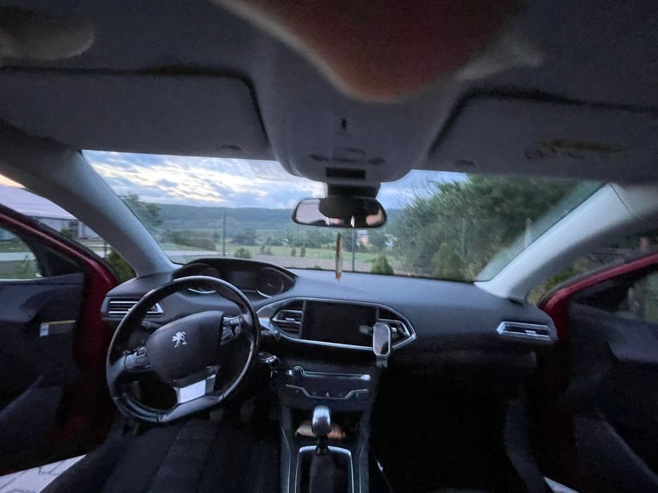 Peugeot 308  1.2