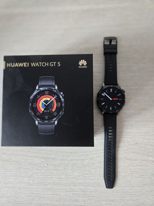 HUAWEI WATCH GT 5в идеальном состоянии