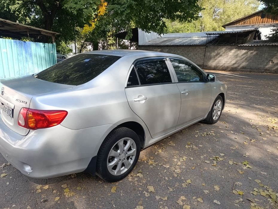 Toyota corolla 2007 год