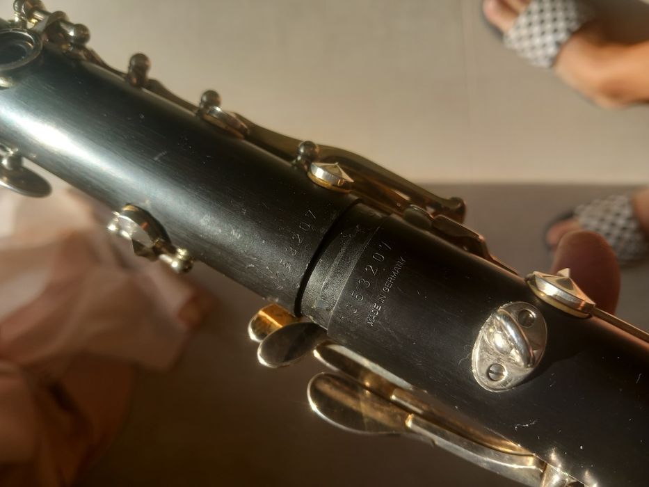 Clarinet buffet crampon  cred ca este b12 trebuie schimbate pernuțele preț fix