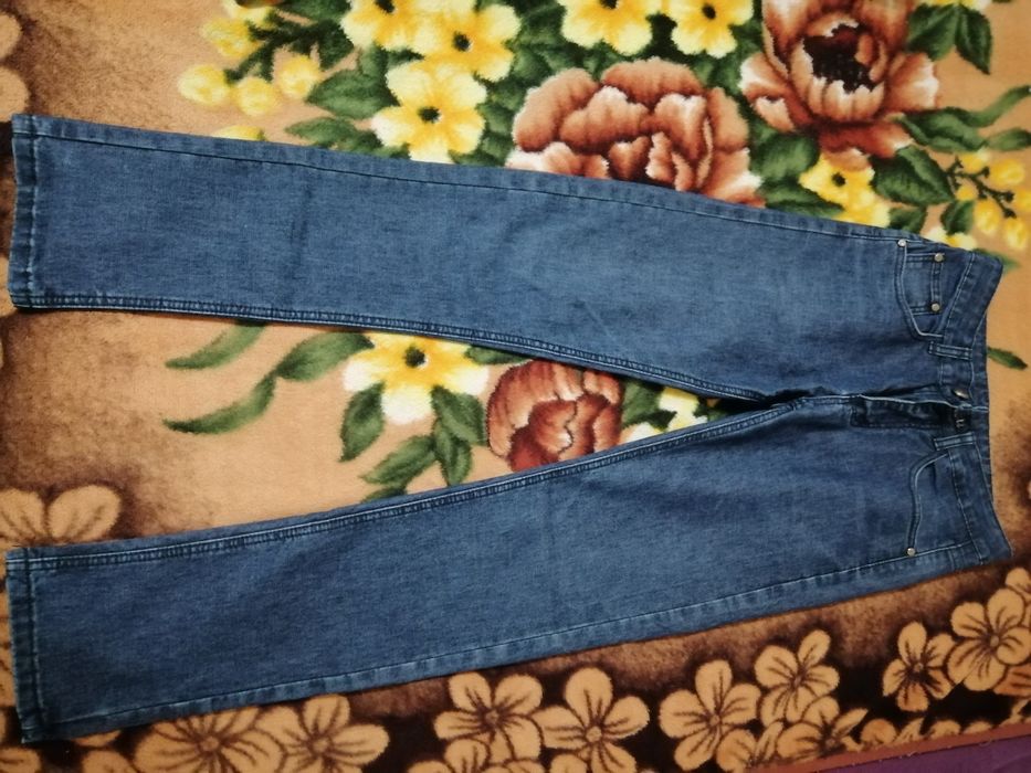 Продаю брюки мужские