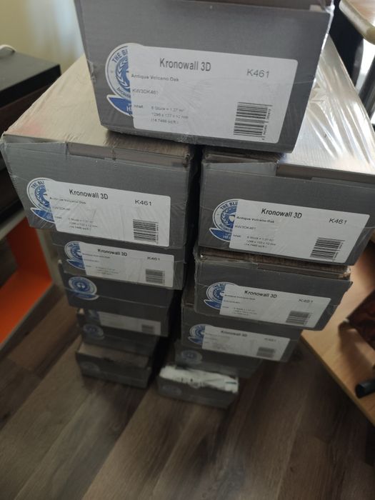 Продавам стенен паркет