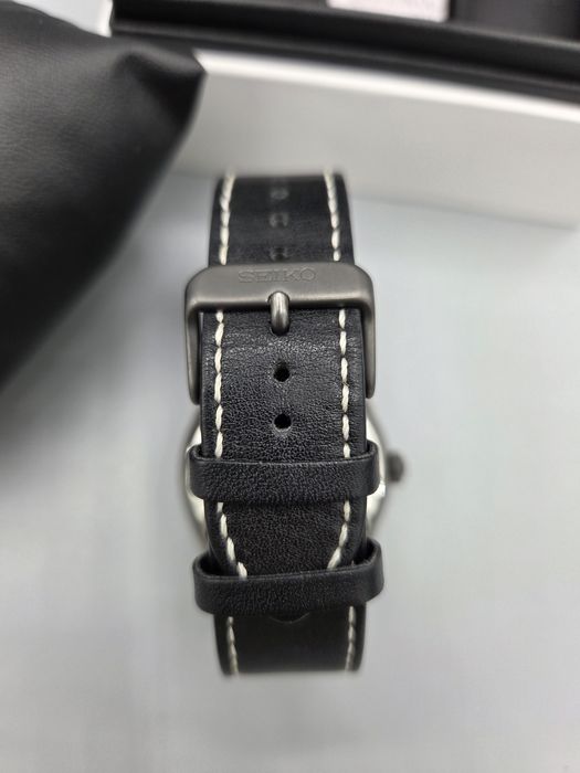 Ceas Seiko Military Automatic SRPC89K1 42.9mm Hardlex Cutie