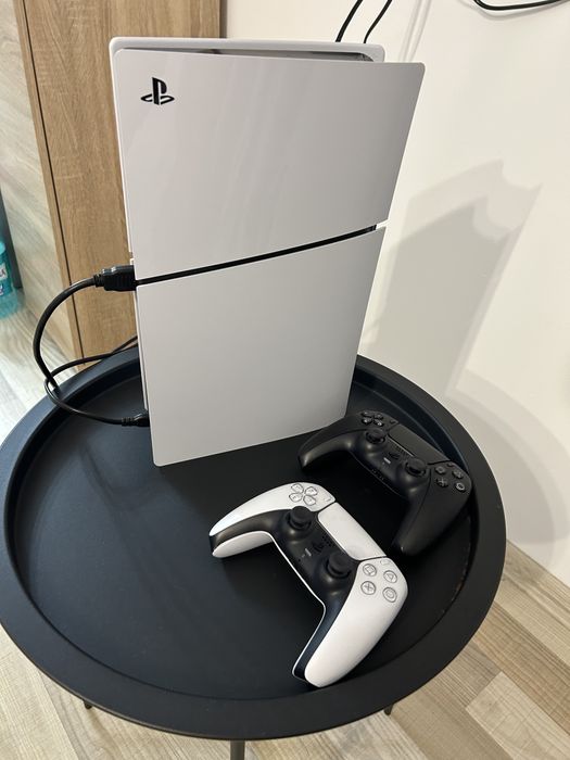 PlayStation 5 Slim Disc 1TB + 2 Manete DualSense + EA SPORTS FC 26