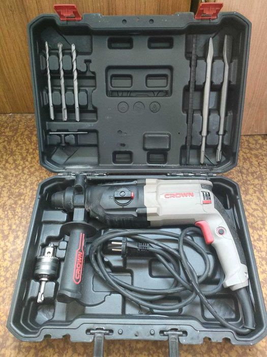 Перфоратор Crown CT18108