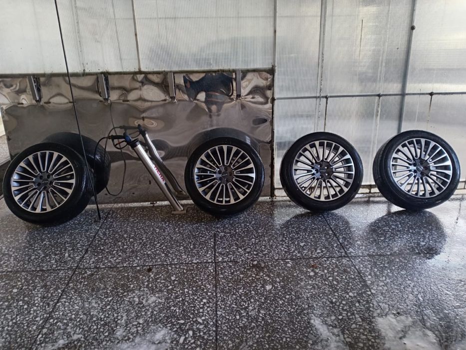 Комплект шин продам