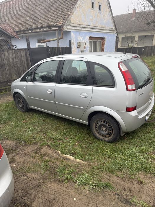 Vand opel Meriva, perfect functional sau dezmembrez!