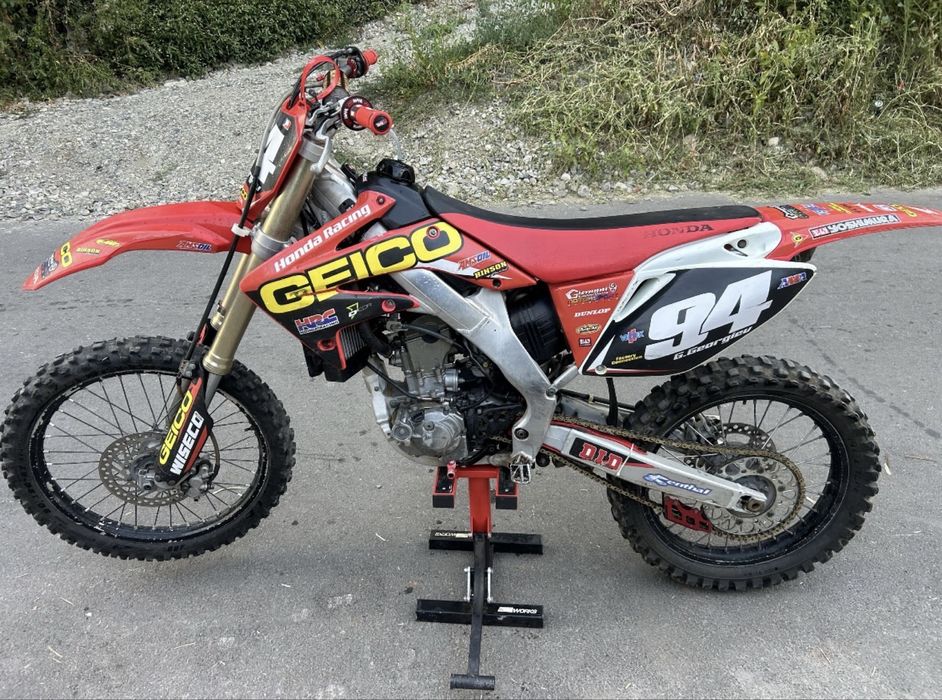 Продавам Honda crf 250r