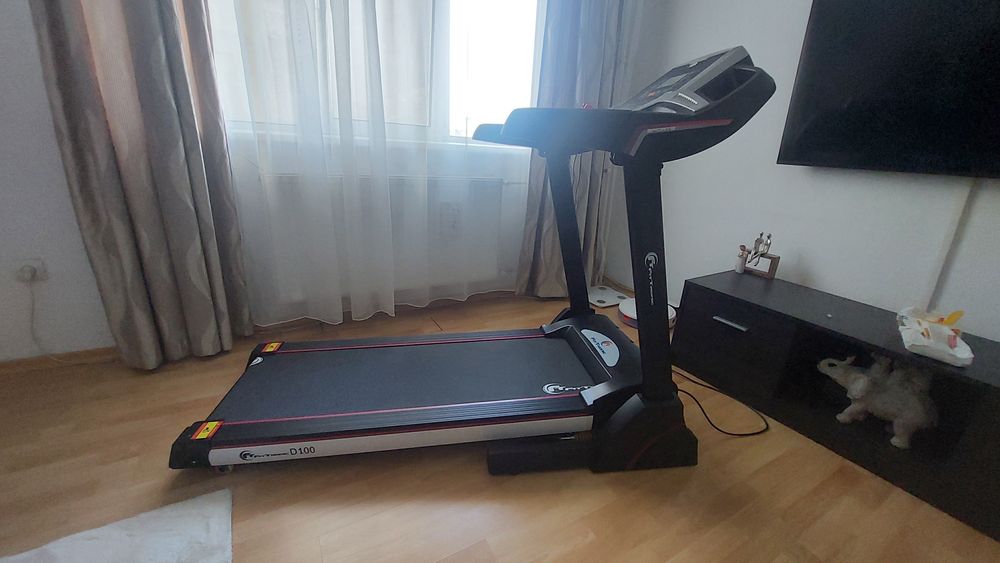Banda de alergare FitTronic D100