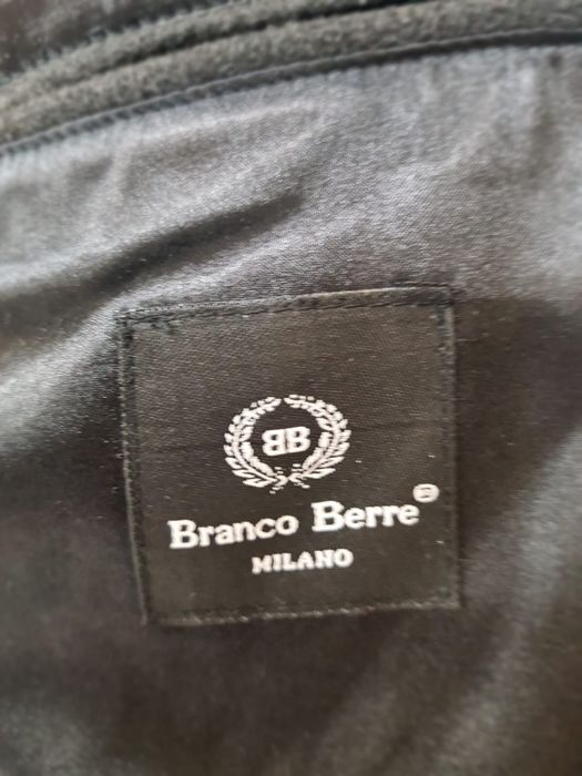 Продам пальто новое