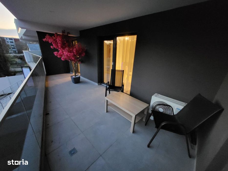 2 camere FLAMINGO pret 750 euro