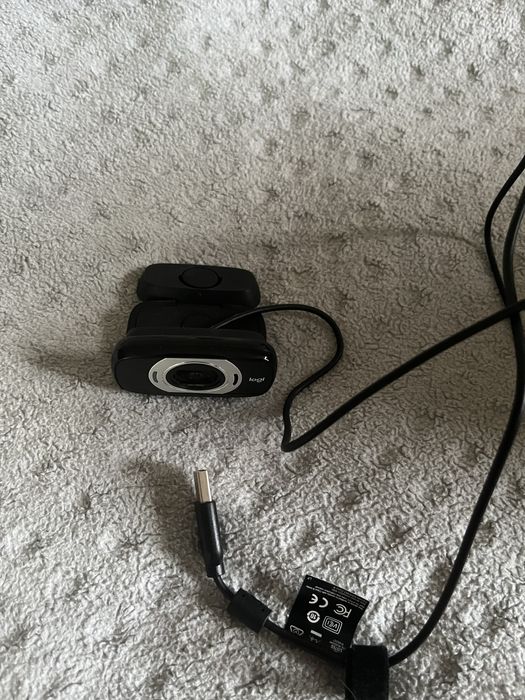 Продается веб-камера Logitech