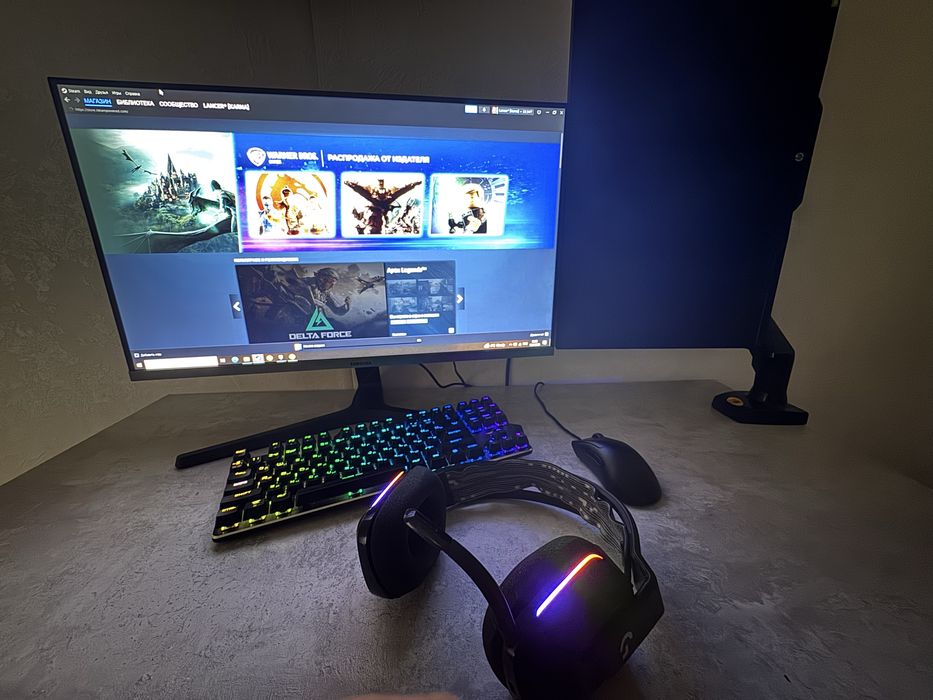 Наушники игровые Logitech g733