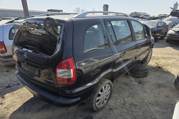 Far stanga Opel Zafira 2004 2.0 DTi MT (100 hp)