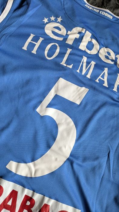 Мачова тениска Левски София, Холмар 5