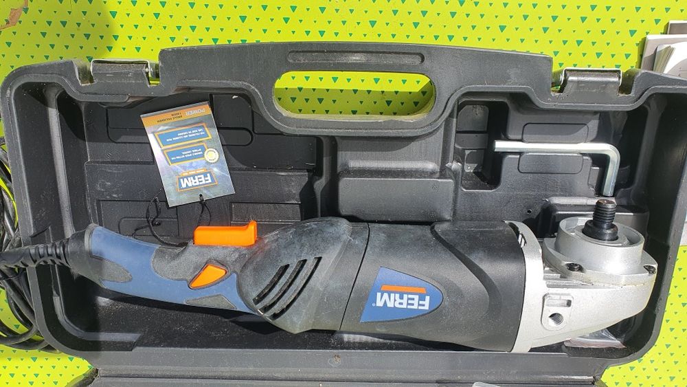 Нова  авто полирмашина FERM 1400W