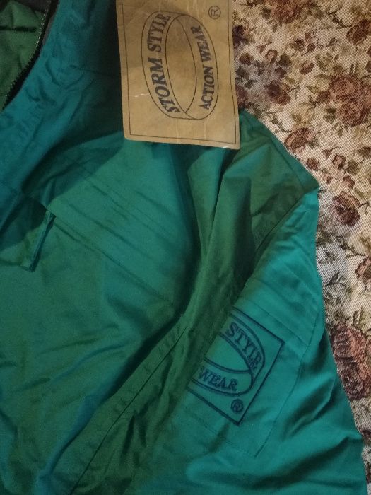 Зимно яке с качулка