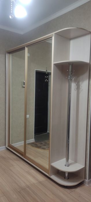 Продам шкаф купе