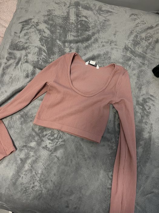 Дамски блузи - пуловери