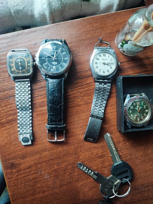 Советские часы разные