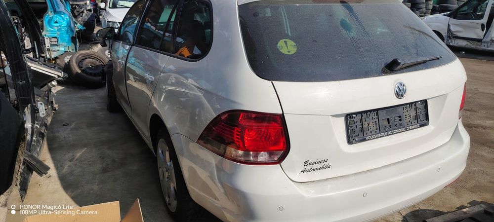 Dezmembrez Volkswagen Golf - 6 (2008 - 2015), 1.6 tdi, manual, CAYC, LHW