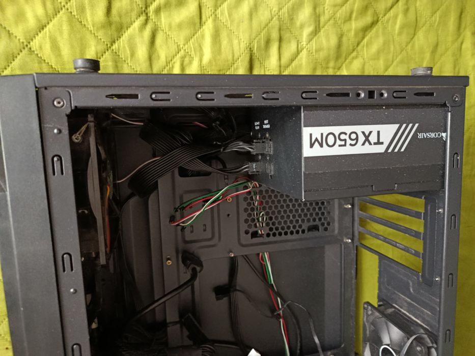 Sursa Semi-Modulara Corsair TX-M Series TX650M, 650W, 80 Plus Gold