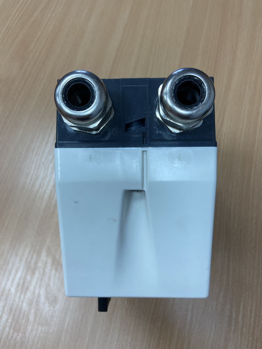 Реверсивный пускатель LE2D12V7 Schneider Electric