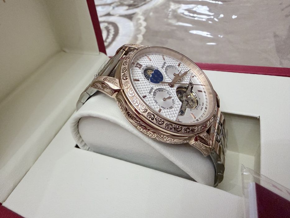 PATEK PHILIPPE абсолютно новый