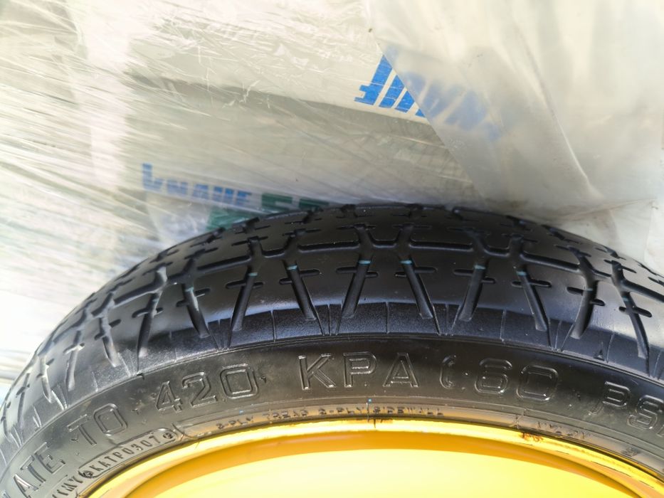 Гуми  205/50/17 и патерица 5х114,3 за Mazda, Subaru, Toyota