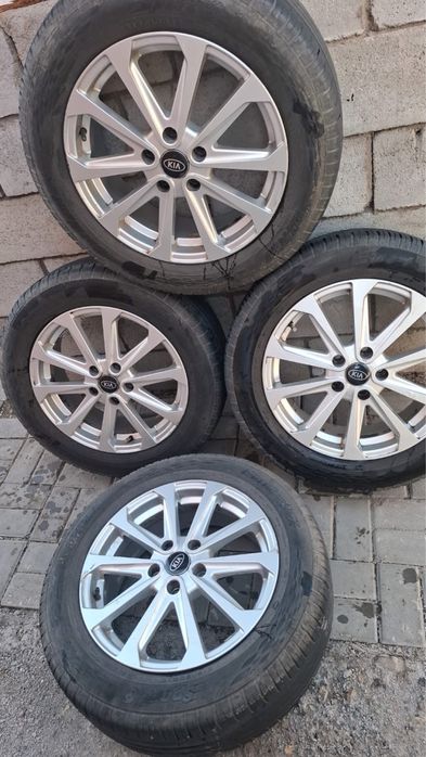 Срочно продам летние шины. Hyundi santafe, tucson, kia soul