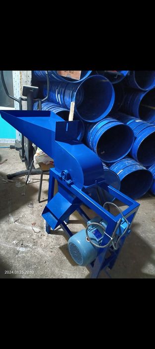 Moara cu motor de 4.8kw la 220 v pentru macinat cereale